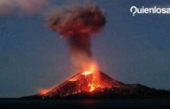 Krakatoa, el volcán hace erupción en Indonesia. Krakatoa volcán erupción Indonesia