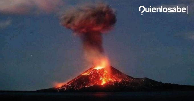 Krakatoa volcán erupción Indonesia