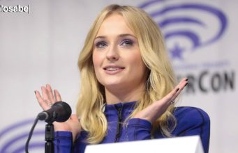 Sophie Turner bisexual