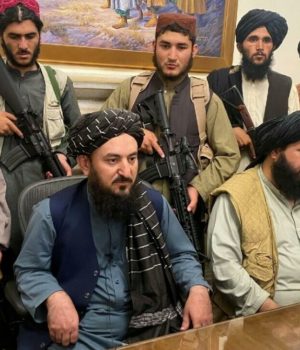 ¿Cómo se tomaron Afganistán los Talibanes?