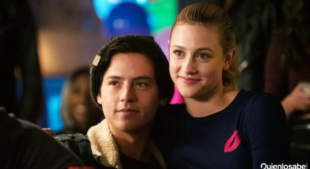 ¿Lili Reinhart y Cole Sprouse terminaron su relación? Lili Reinhart y Cole Sprouse terminaron