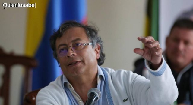 Gustavo Petro es criticado por el “perdón social”. Gustavo Petro criticado
