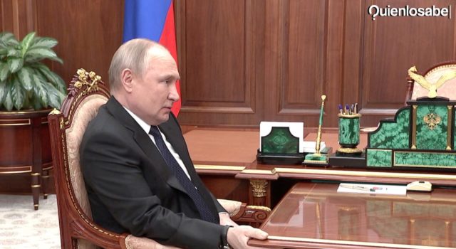 ¿Vladimir Putin tiene párkinson? Vladimir Putin tiene párkinson