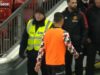 Cristiano Ronaldo abandona la cancha