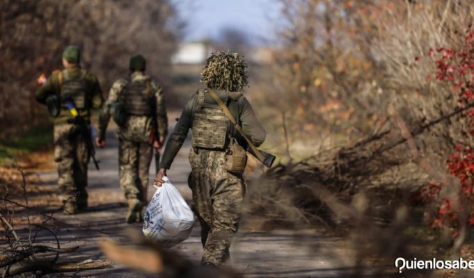 Rusia se retira de Jersón y Ucrania avanza cautelosamente. Rusia se retira de Jersón