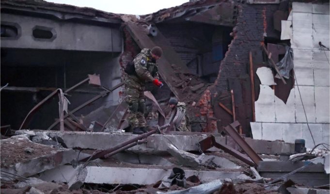 BOMBARDEO RUSO A UCRANIA DEJA 51 VICTIMAS Devastador ataque a Ucrania deja 51 victimas