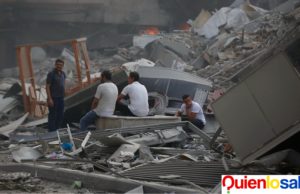 Más de 300 palestinos, la mayoría mujeres y niños, murieron durante el sábado debido a los ataques del Ejército israelí en la Franja de Gaza