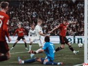 Copenhague 4-3 Manchester United.