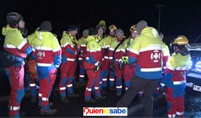 Las autoridades de Islandia están en alerta por la actividad volcánica que se ha presentado las ultimas horas al suroeste del país.