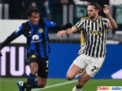 Cuadrado fue recibido en medio de silbidos y luego recibiría una tarjeta amarilla.