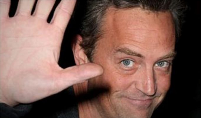 La última publicación que hizo Matthew para sus fans en Instagram fue una foto de él en un jacuzzi, en la que aparece en el fondo un paisaje