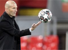 Zinedine Zidane en los planes del Manchester United. inedine Zidane volvería al banquillo: hay diálogos con un 'gigante' europeo. Luego de dos años y medio sin equipo