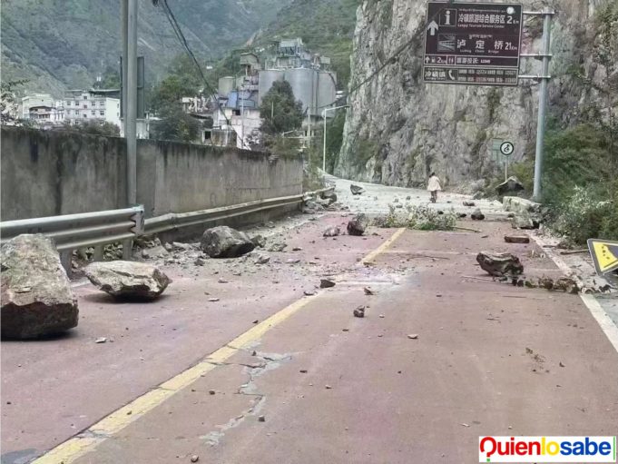 Un centenar de vidas humanas se perdieron en China tras fuerte terremoto.