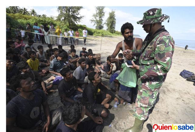 300 musulmanes llegarían a las costas de Indonesia por lo menos 300 musulmanes rohinya.