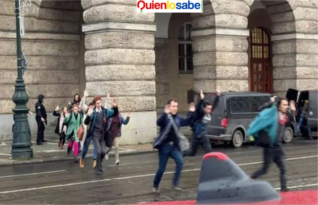 David Kozak seria el joven que asesino a 15 personas en la Universidad en Praga.