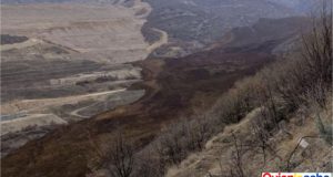 Temen por desastre ecológico por deslizamiento en mina de oro en Turquía.