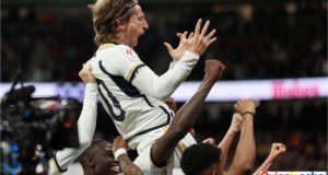 El viejito Luca Modric llego desde el banco para darle la victoria al Real Madrid contra el Sevilla.