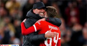 Jurgen Klopp y una nueva estrella en los reds.