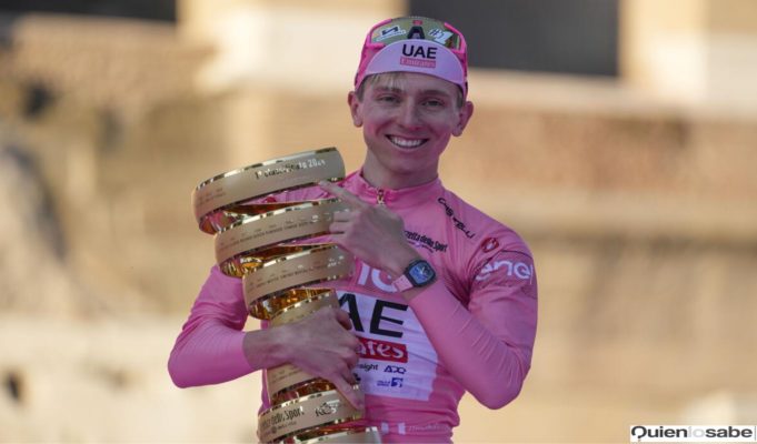 Tadej Pogacar campeón del Giro de Italia 2024.